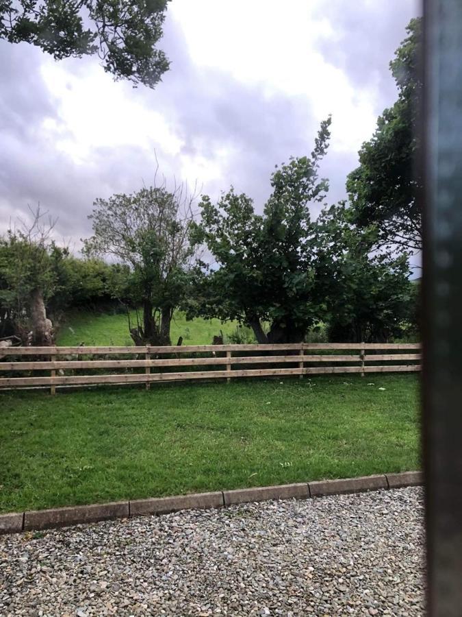 Ballyloskey Road Carndonagh Exterior photo